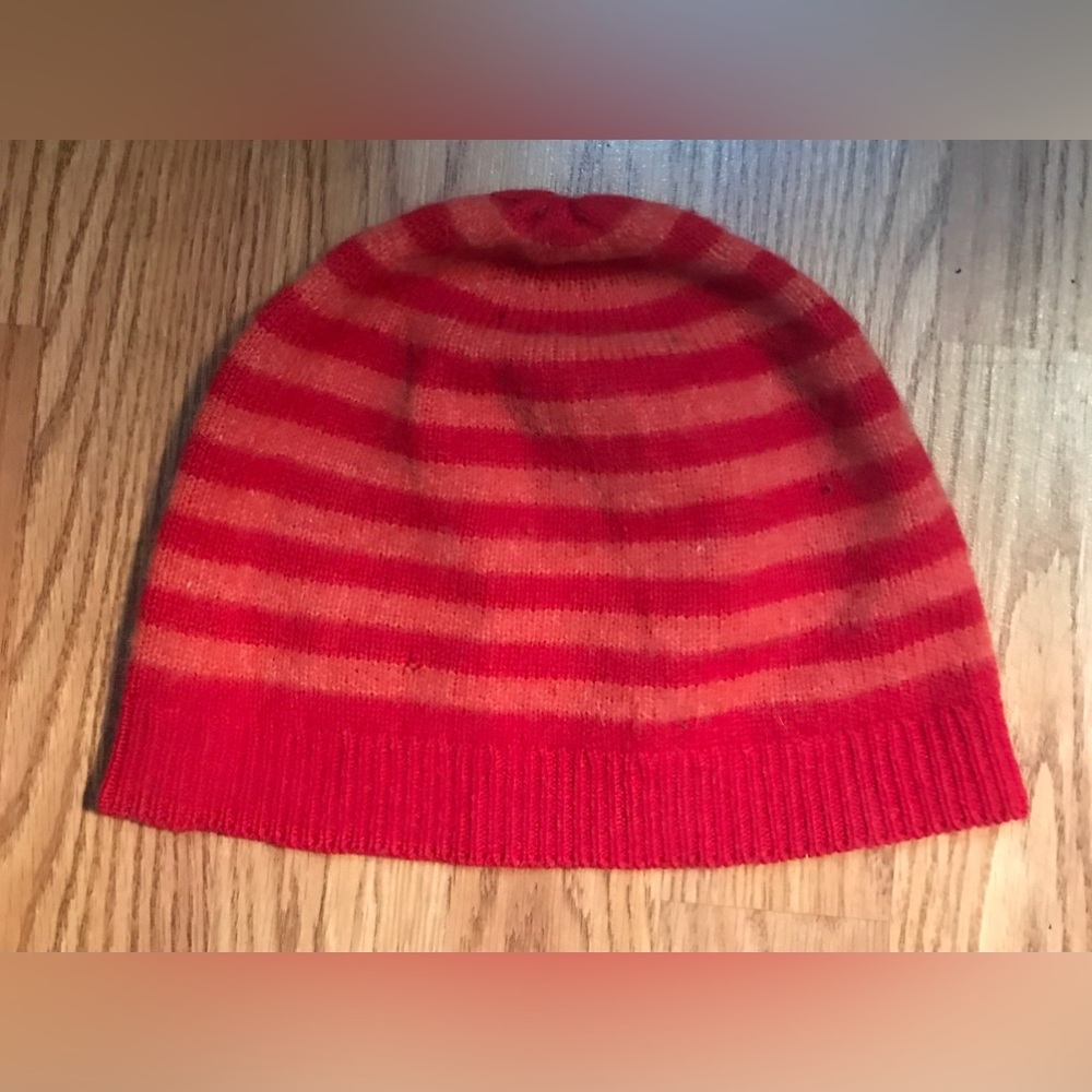 Vintage Y2K GAP Wool Rabbit Hair Knit Skully Hat Cap One Size Red Stripe